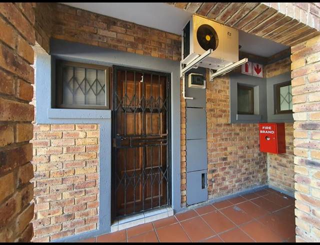 2 BEDROOM APARTMENT FOR SALE IN BIRCHLEIGH